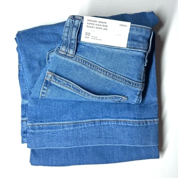 American Eagle Women's Dreamy Drape Super High Rise Baggy Wide Leg Jeans Size-24